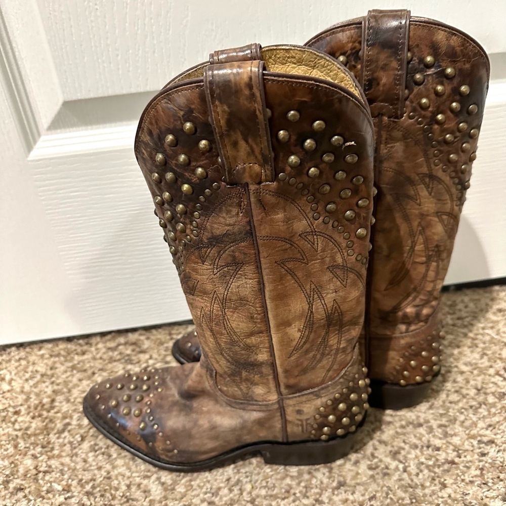 Frye Brown Leather Boots with Studded Detailing Sz 5.5